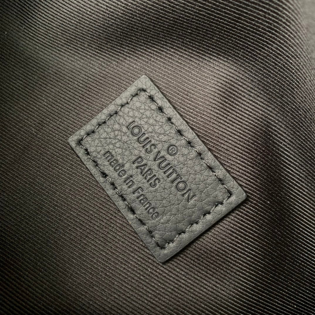 RUSH BUMBAG 30 IN BLACK MONOGRAM SHADOW CALFSKIN