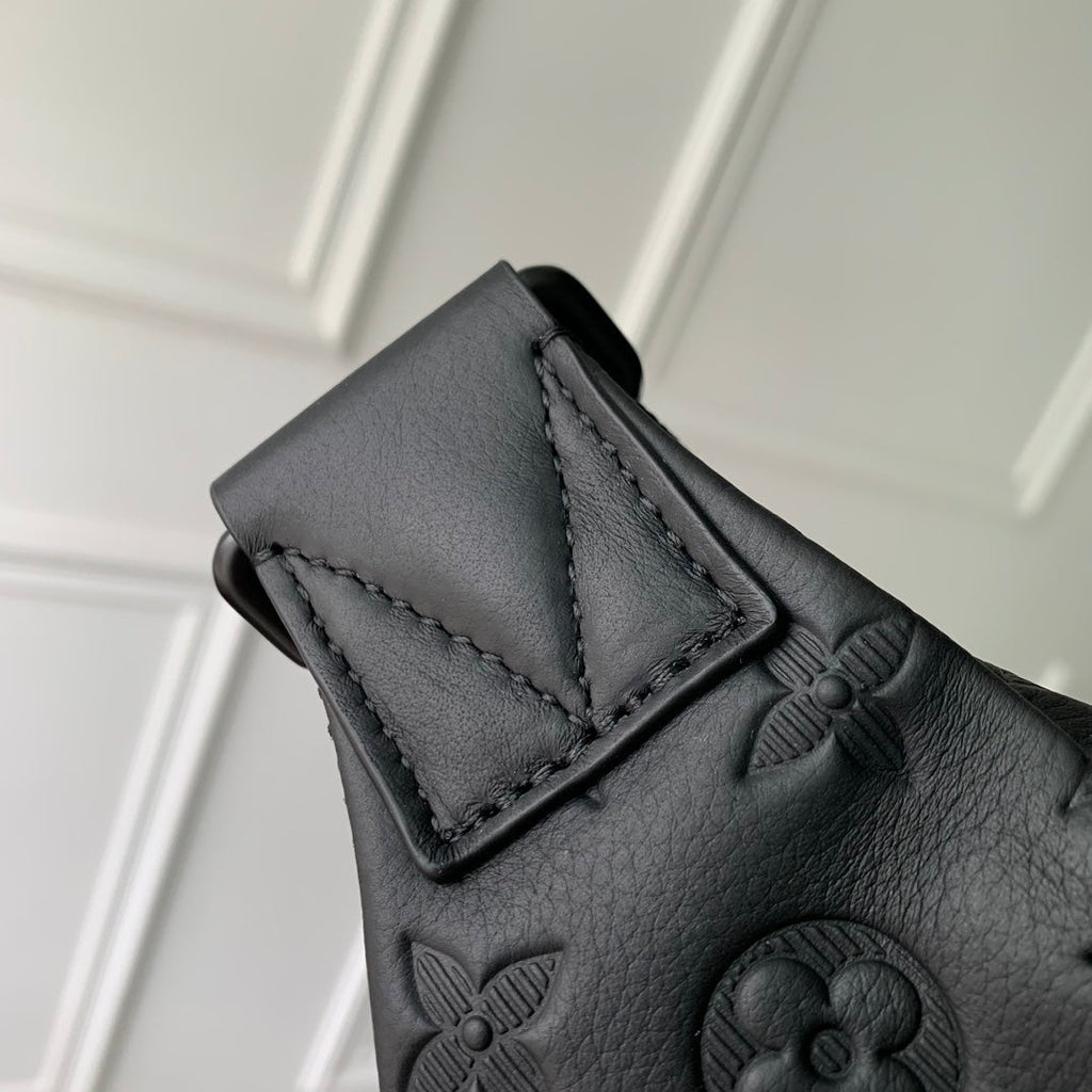 RUSH BUMBAG 30 IN BLACK MONOGRAM SHADOW CALFSKIN