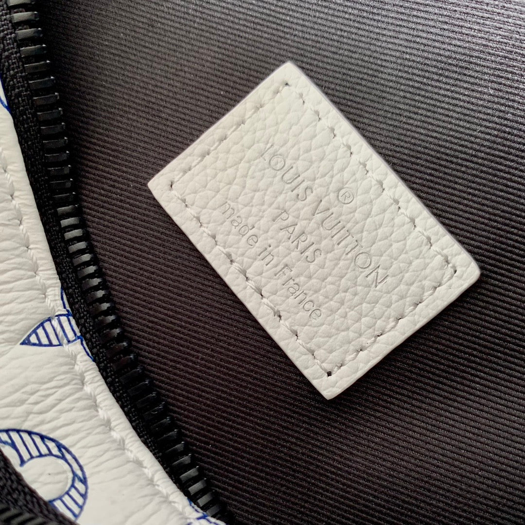 RUSH BUMBAG 30 IN WHITE MONOGRAM SHADOW CALFSKIN