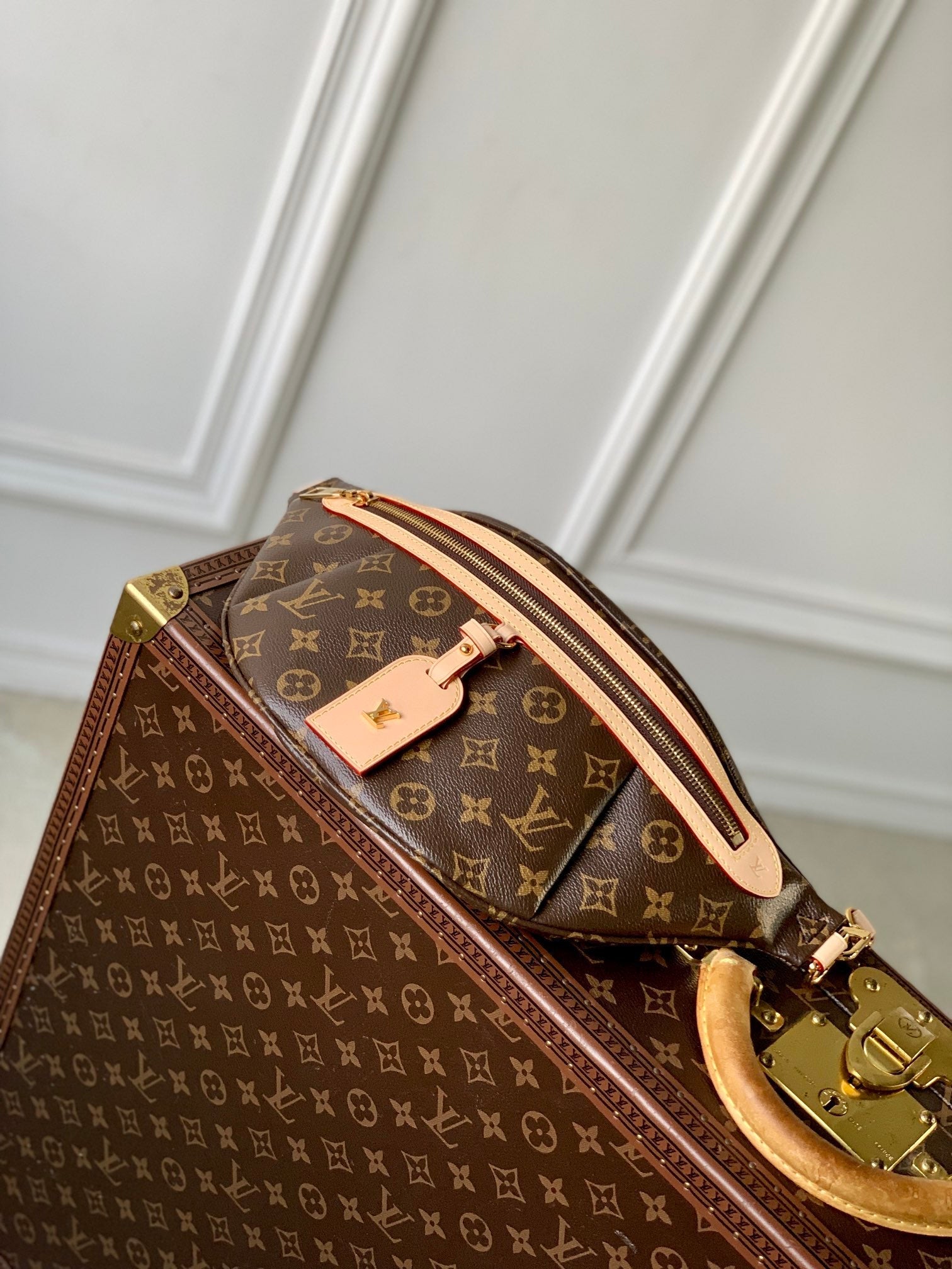 HIGH RISE FANNY PACK 38 IN BROWN MONOGRAM CANVAS