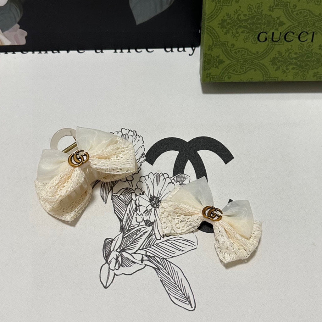 SET CLAW CLIP AND HAIR CLIP IN WARM WHITE LACE AND CHIFFON 355247