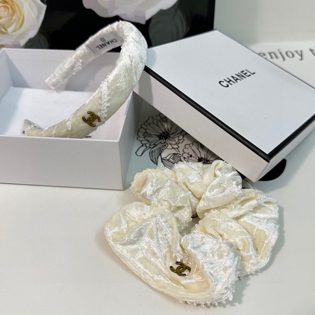 WHITE CREAM VELVET TWO-PIECE SET 412456