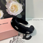 THICK HEADBAND WITH DIAMOND LOGO IN BLACK PLUSH FABRIC 412484