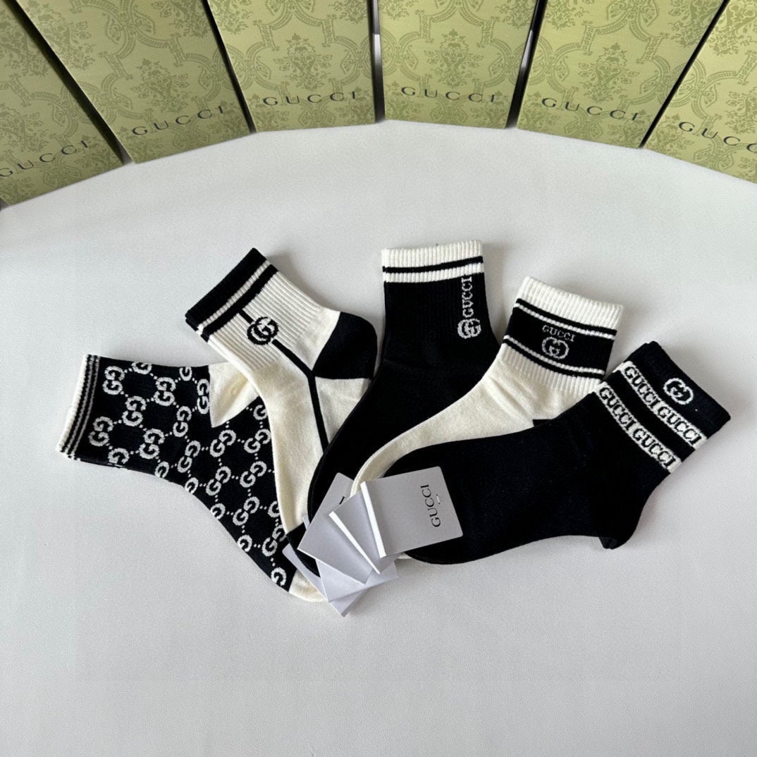 LOW-CUT SOCKS 425663 (1 BOX)