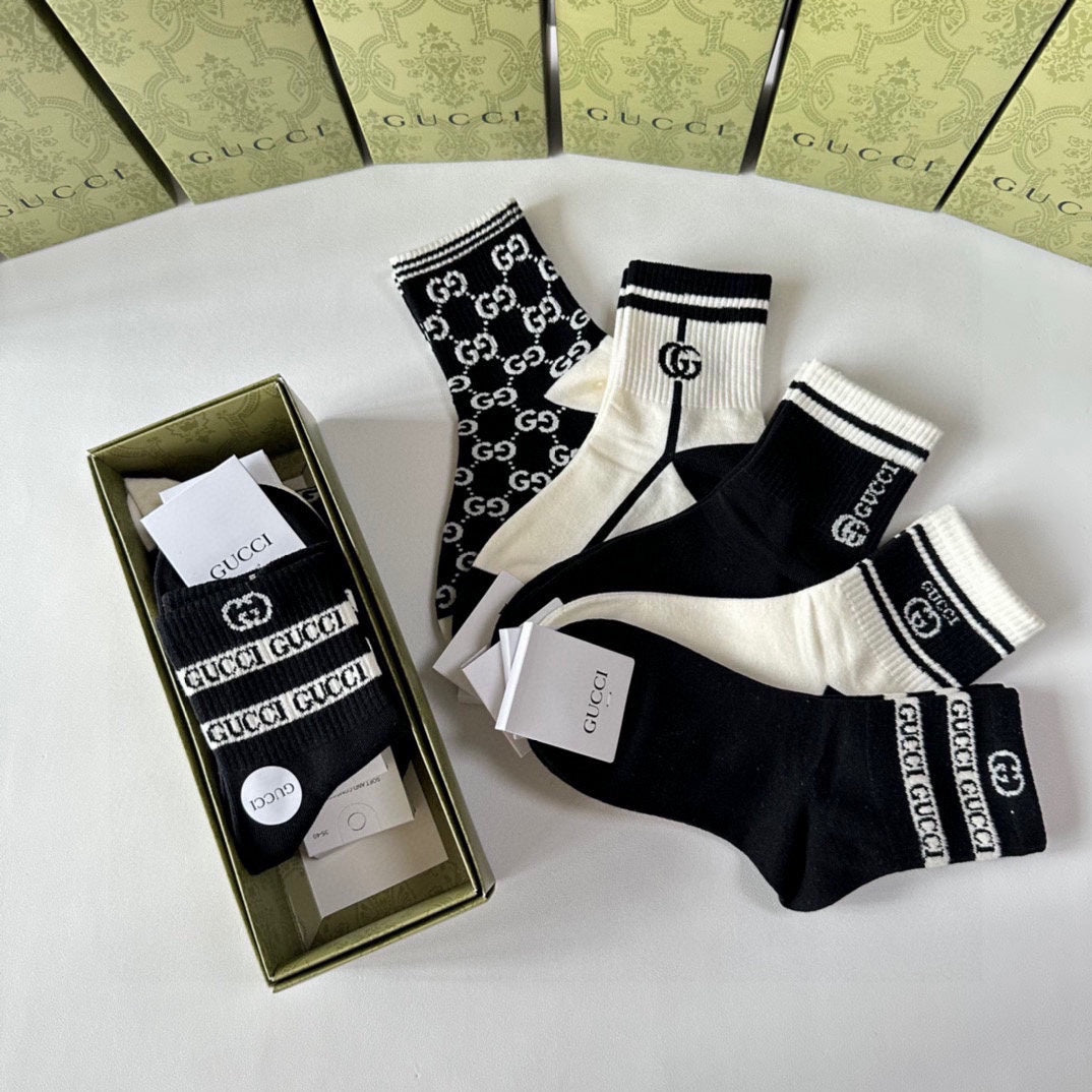 LOW-CUT SOCKS 425663 (1 BOX)