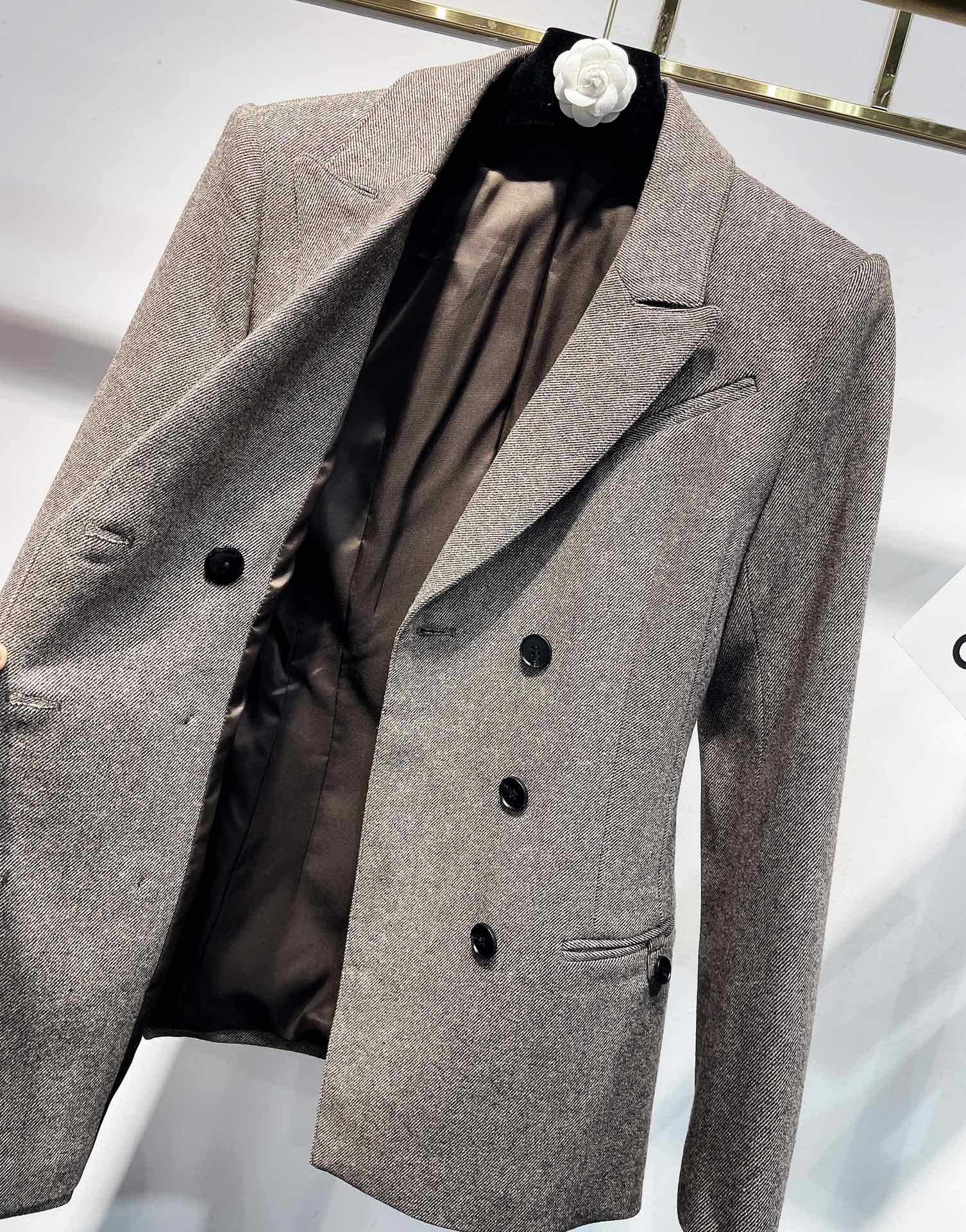 YSL 25S BLAZER STYLE 52