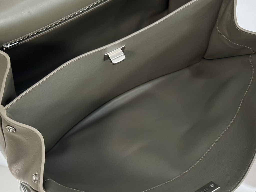 RODEO MEDIUM BAG 35 IN KHAKI GREEN SMOOTH CALFSKIN SILVER HARDWARE