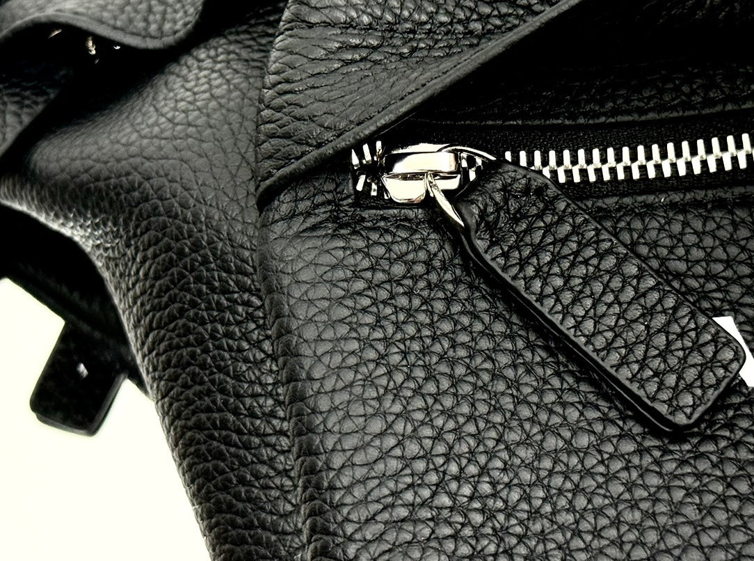 EVERYDAY BELTPACK 40 IN BLACK GRAINED CALFSKIN