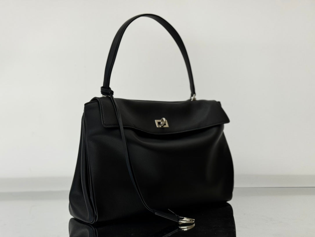 RODEO MEDIUM BAG 35 IN BLACK SMOOTH CALFSKIN SILVER HARDWARE