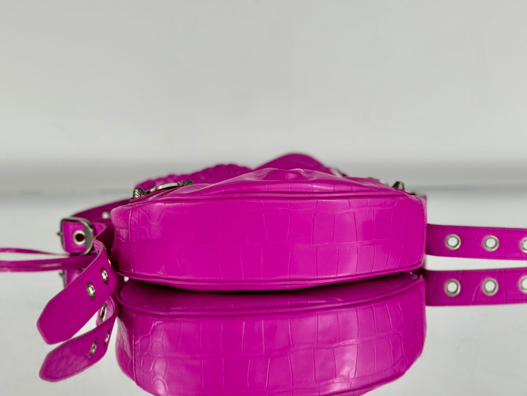 LE CAGOLE SMALL SHOULDER BAG 26 WITH RHINESTONES IN DEEP PINK CROCODILE EMBOSSED CALFSKIN