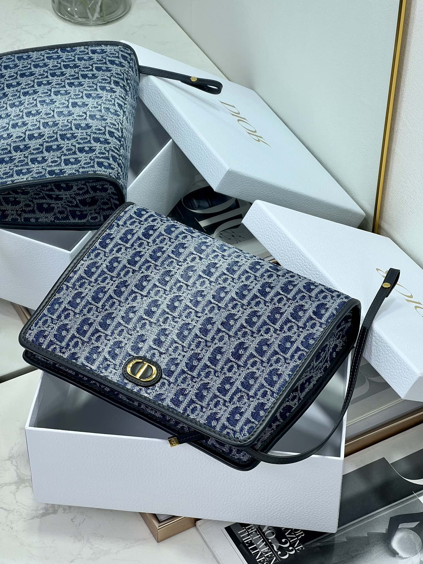 BOOK TOTE 26 IN BLUE MONOGRAM OBLIQUE JACQUARD