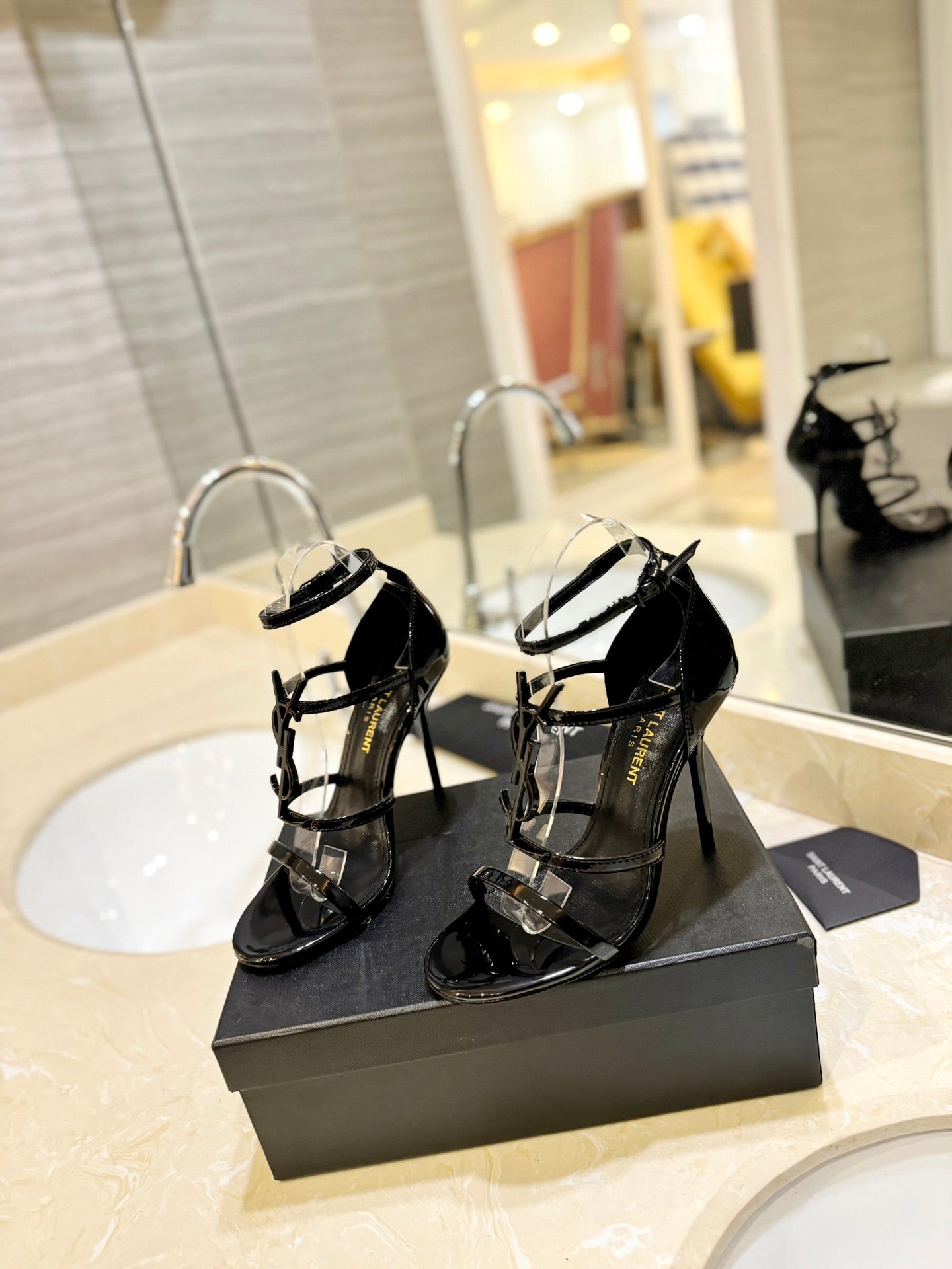 SL CASSANDRA HEELED SANDALS BLACK POLISHED CALFSKIN