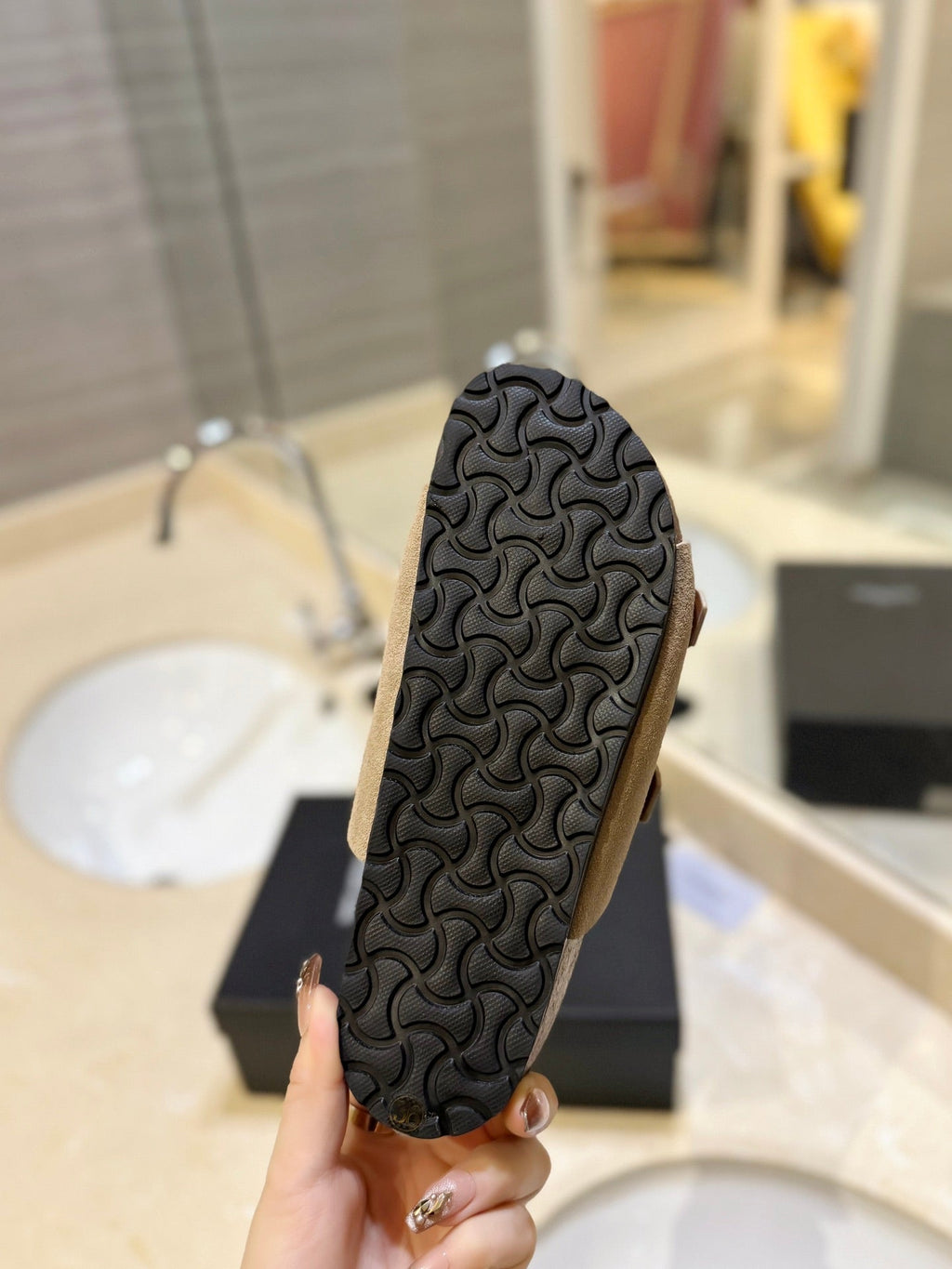 SL Flat Sandal Women Brown Beige Seude