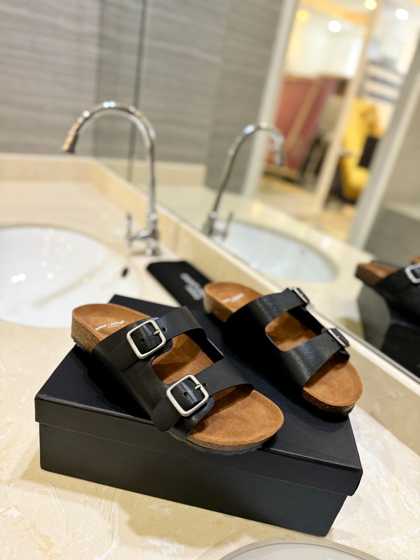 SL Flat Sandal Women Brown Seude Black Calfskin