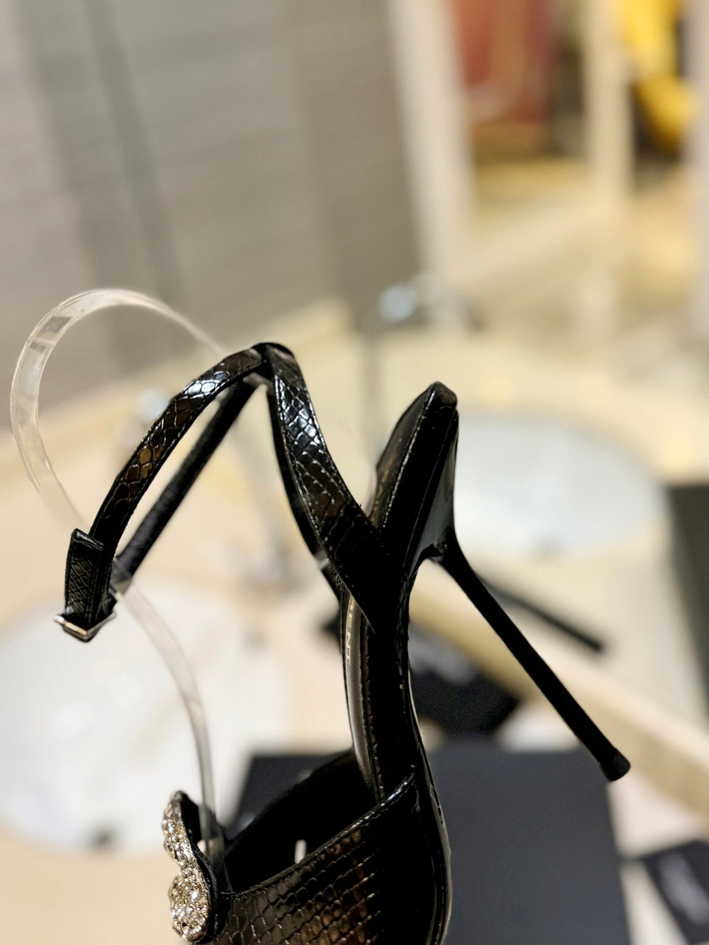 SL AYERS SNAKE CRYSTAL SANDAL BLACK CALFSKIN