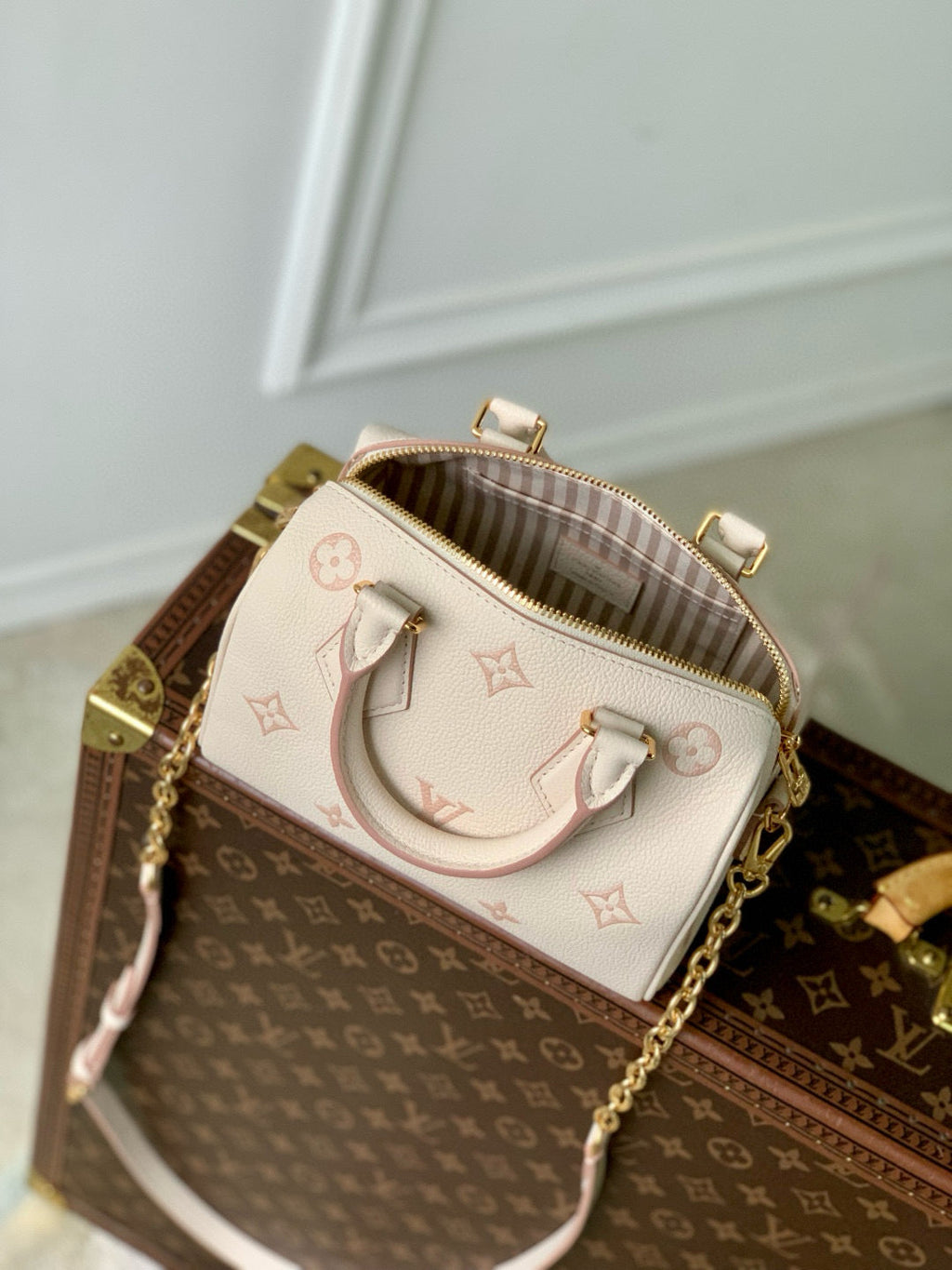 SPEEDY BANDOULIÈRE 20.5 IN LIGHT PINK MONOGRAM EMPREINTE CANVAS