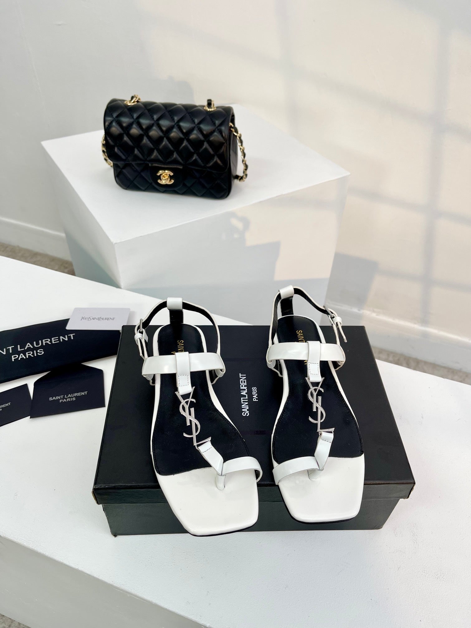 SL CASSANDRA ONE SANDAL FLAT WHITE CALFSKIN