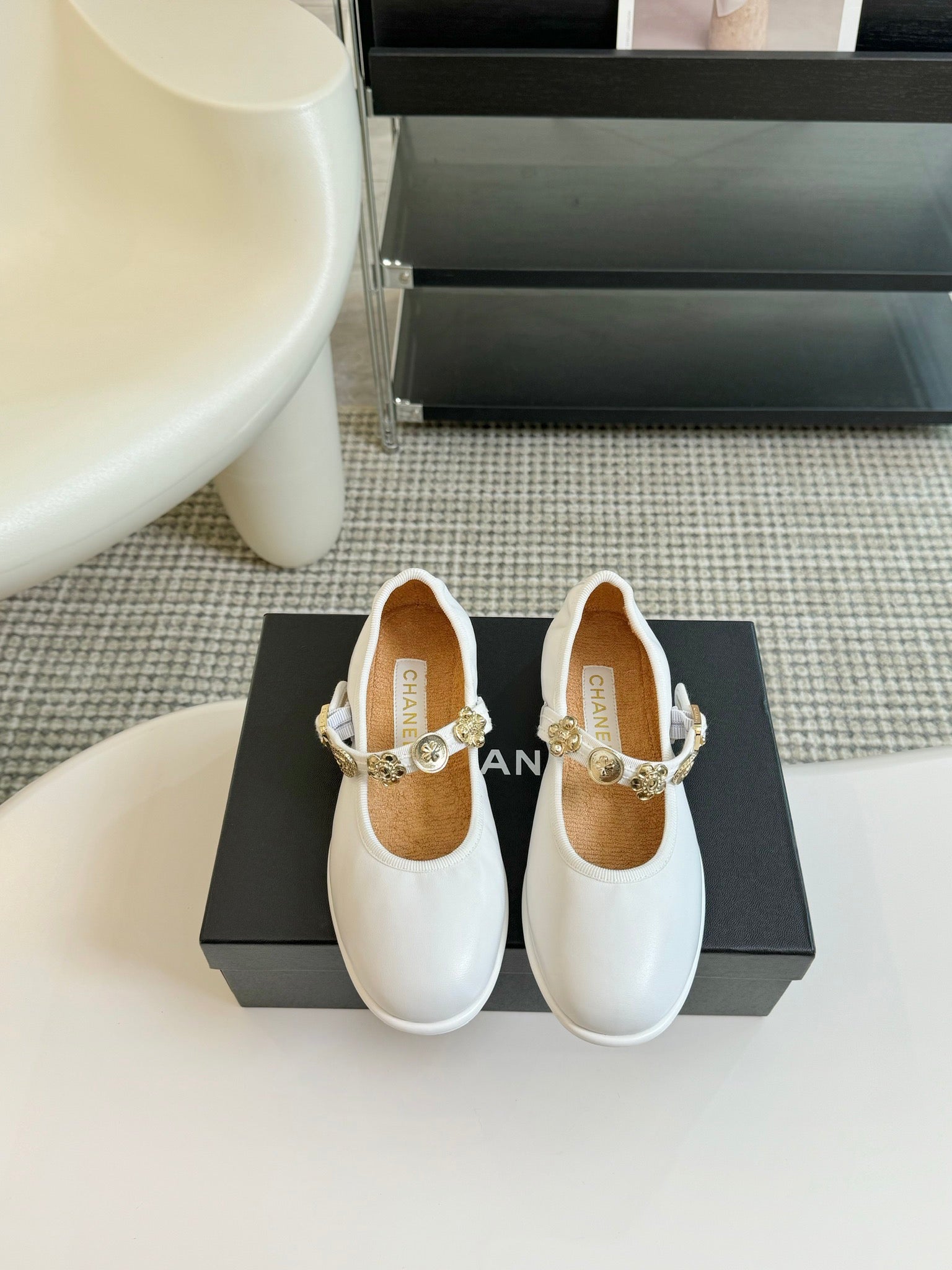 MARY JANE SHOES WHITE SHEEPSKIN