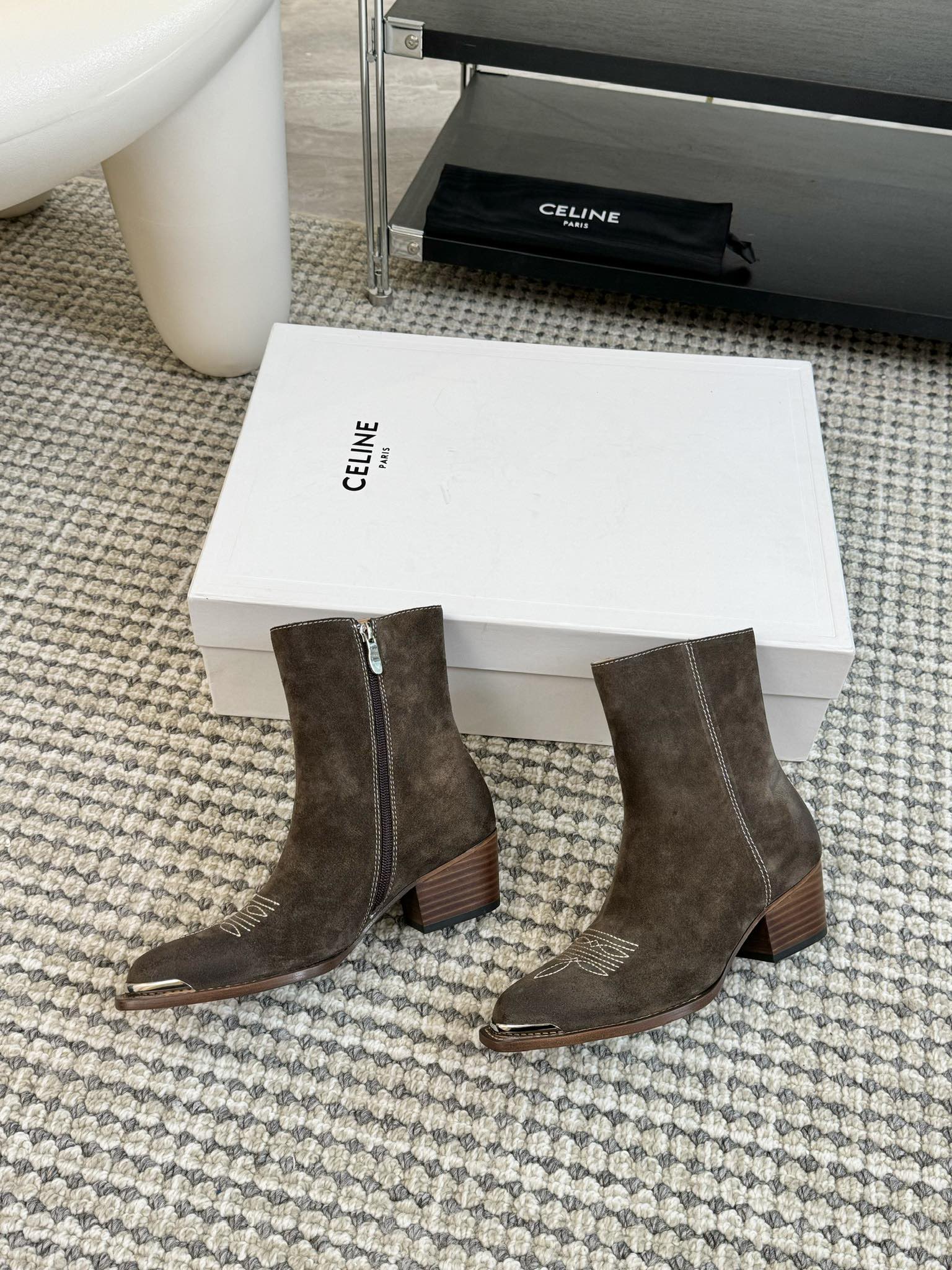 ANKLE BOOTS 45 MM IN MOCHA BROWN SUEDE