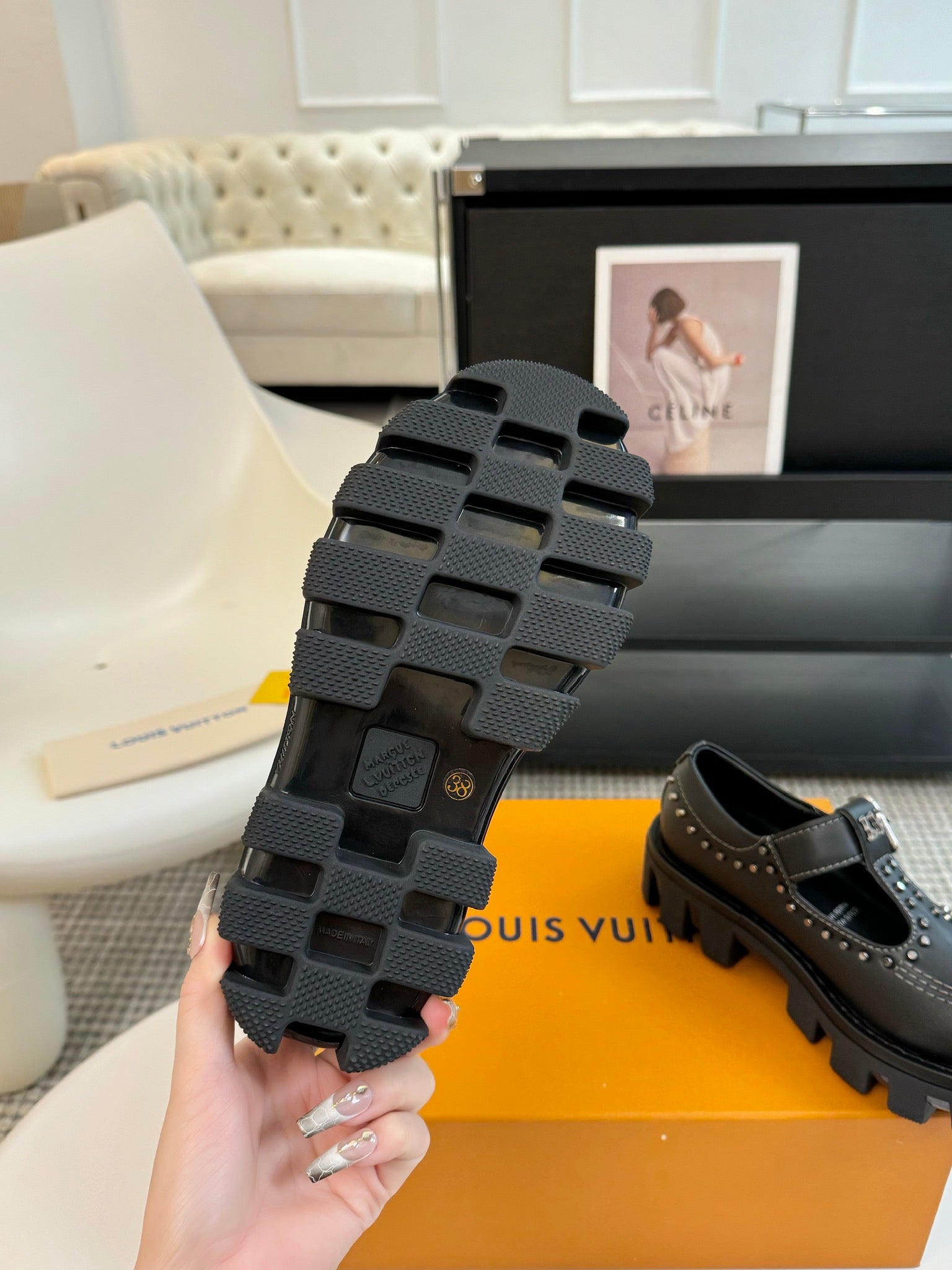 LV CHECKER MARY JANE IN BLACK CALFSKIN