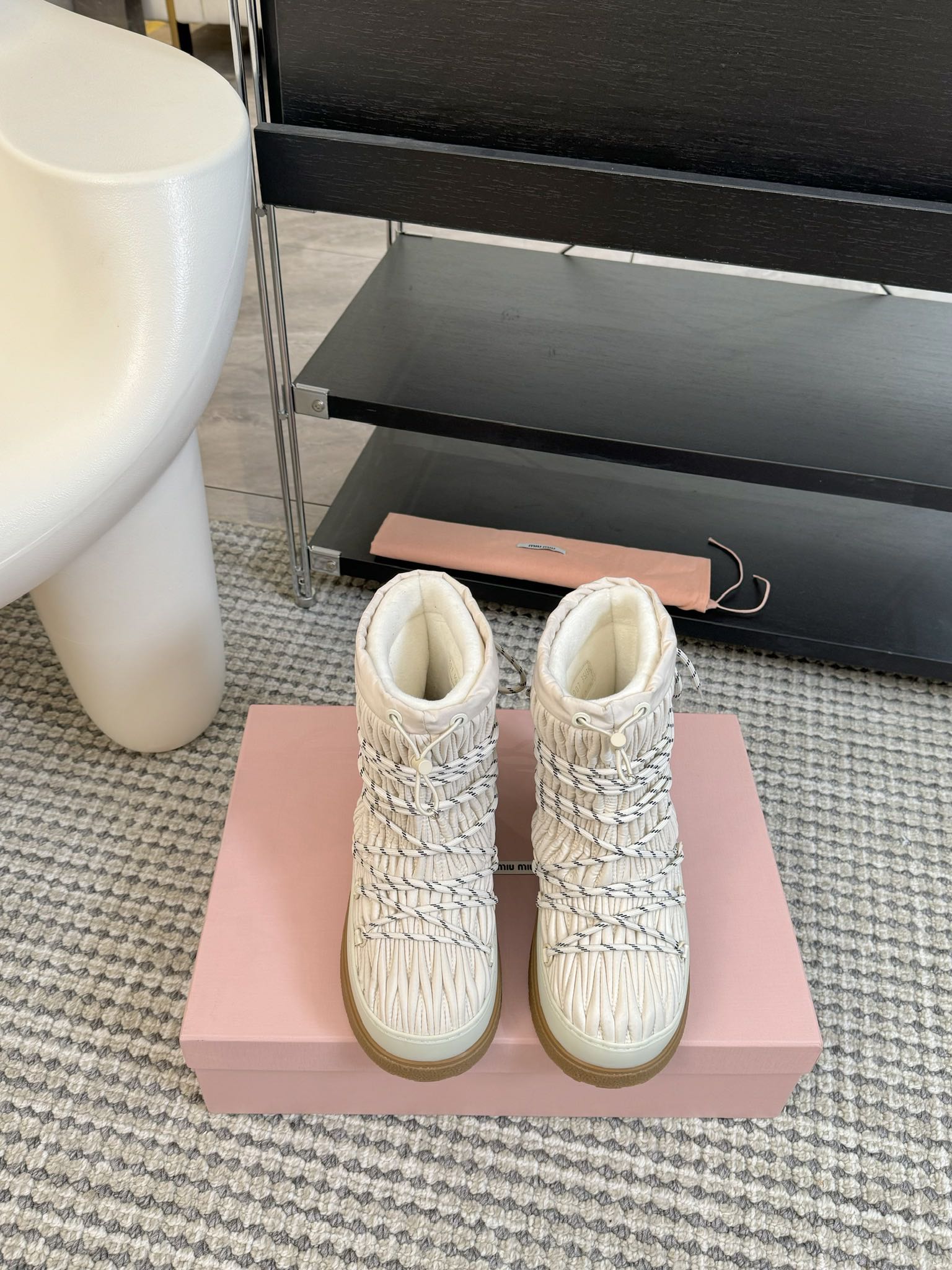 SNOW ANKLE BOOTS IN COSMIC LATTE WRINKLED NYLON