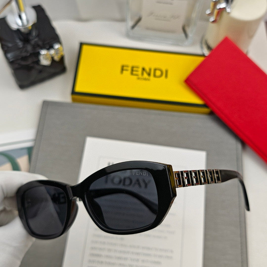 ROMA RECTANGULAR FRAME SUNGLASSES 55103 IN ACETATE