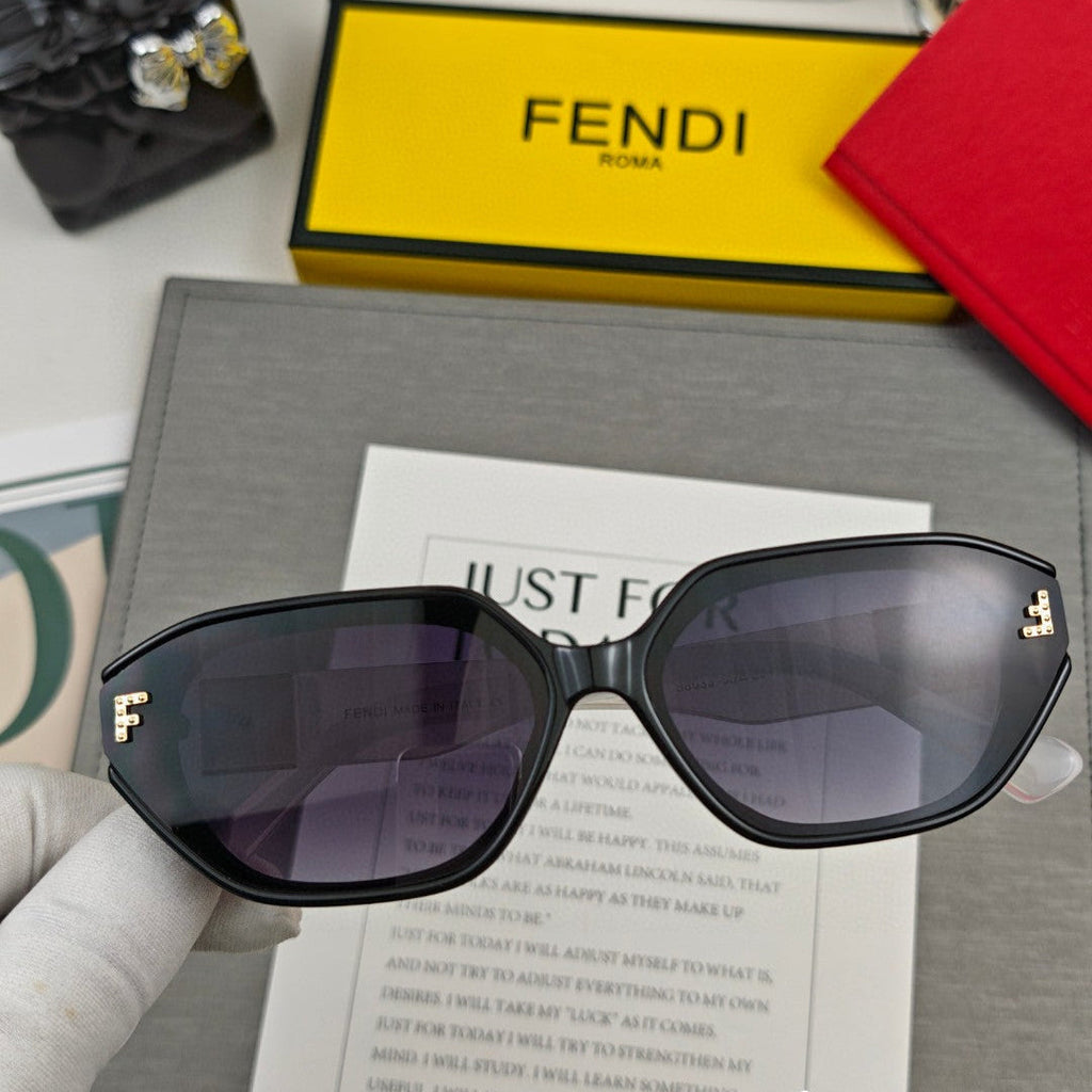 EMBOSSED FF PATTERN ROMA RECTANGULAR FRAME SUNGLASSES 58033 IN ACETATE