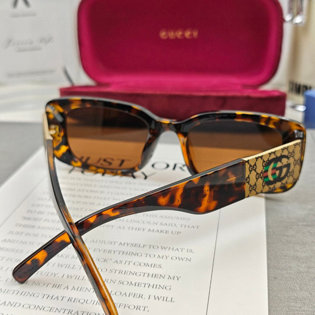 RECTANGULAR FRAME SUNGLASSES 58006 IN ACETATE