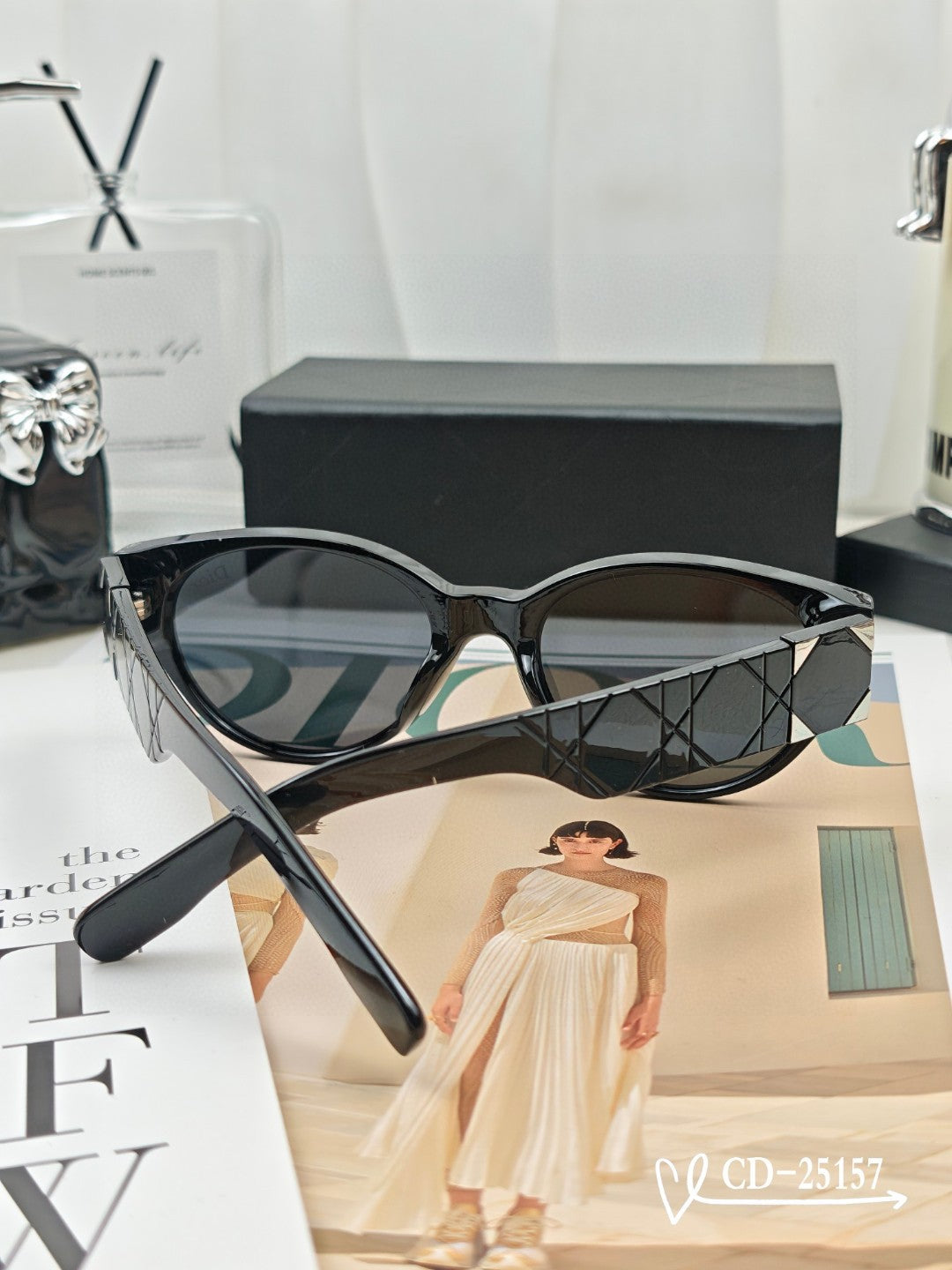 MONTAIGNE SUNGLASS 25157 IN ACETATE