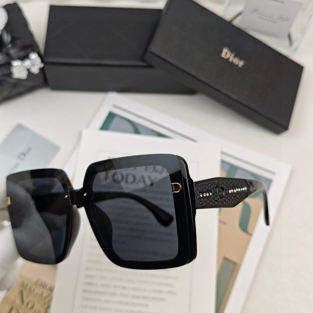 MONTAIGNE SUNGLASS 51139 IN ACETATE