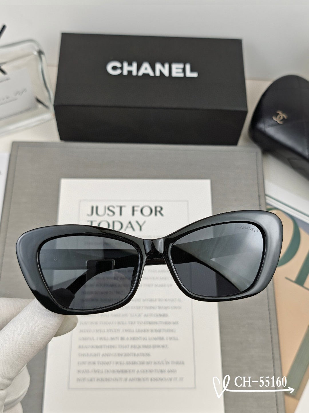 CAT EYE SUNGLASSES 55160 IN ACETATE