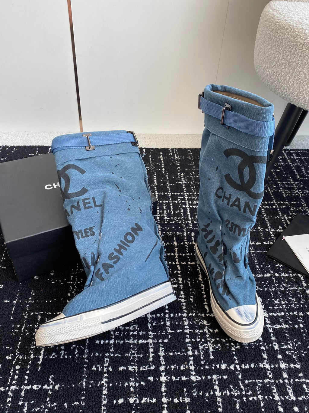 HIGH BOOTS IN OCEAN BLUE CANVAS