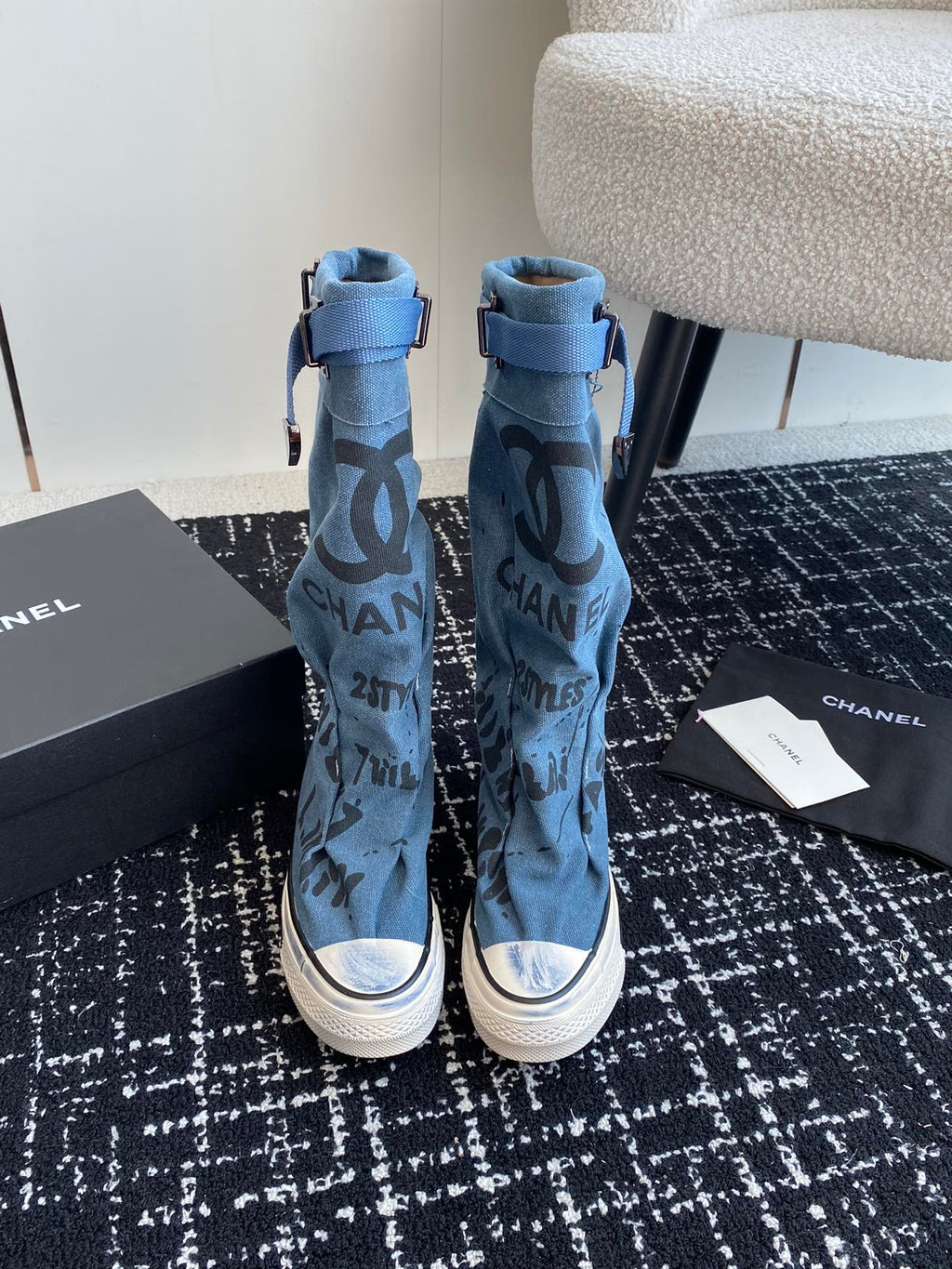 HIGH BOOTS IN OCEAN BLUE CANVAS