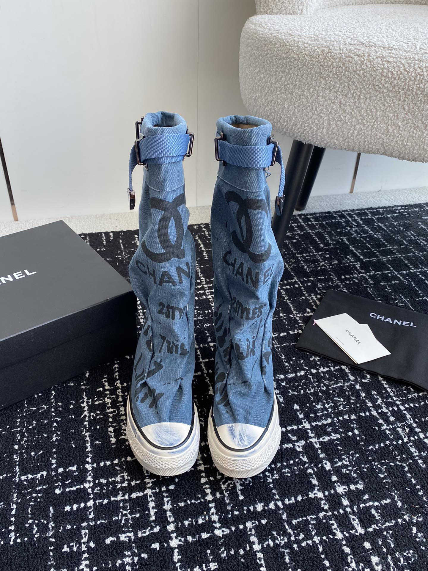 HIGH BOOTS IN OCEAN BLUE CANVAS