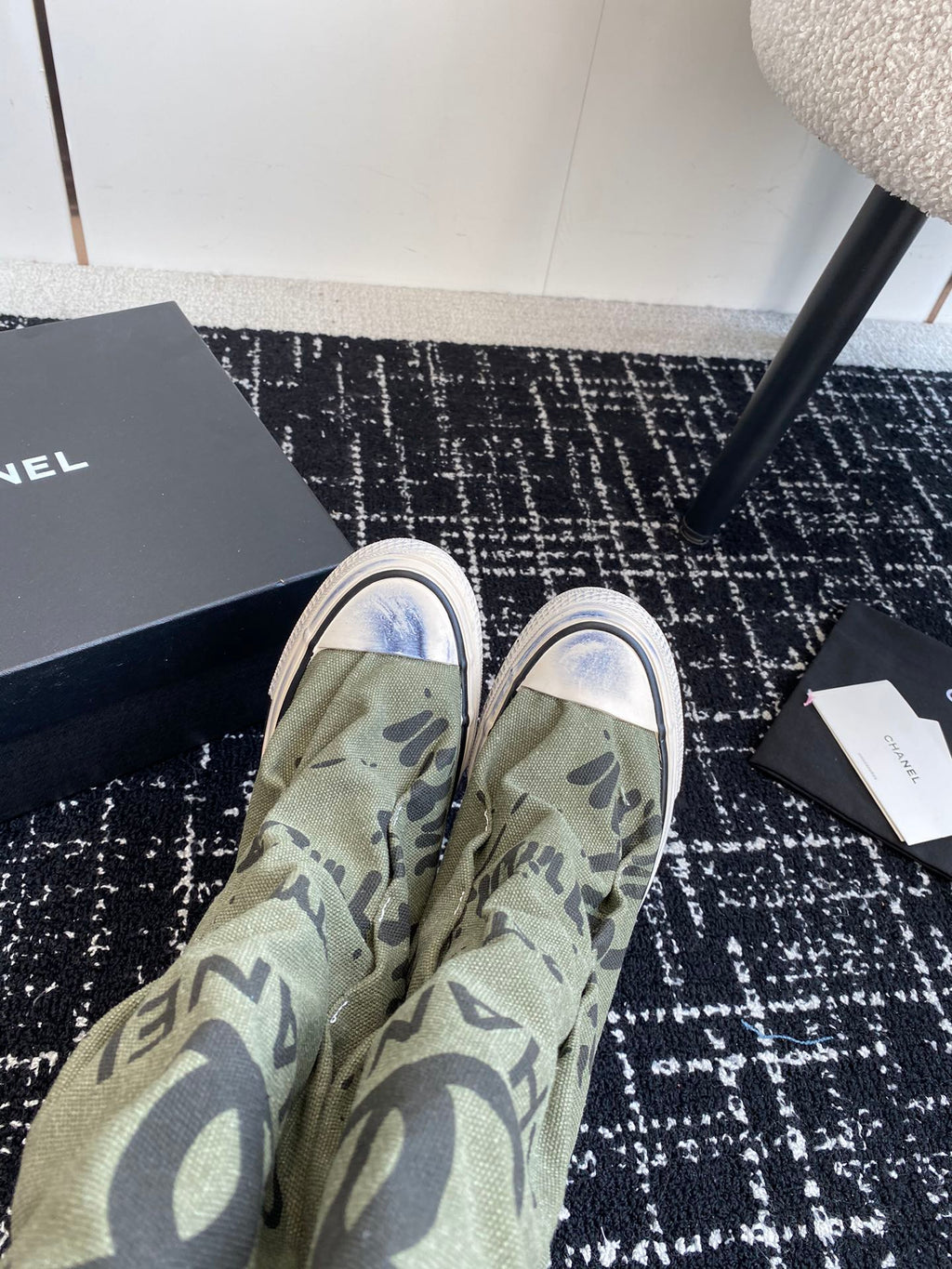 HIGH BOOTS IN ARMY GREEN CANVAS