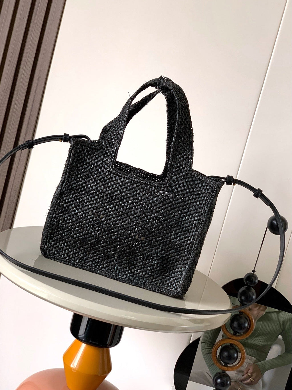 LOEWE 25S WE FONT TOTE BAG 24 IN BLACK RAFFIA FIBER