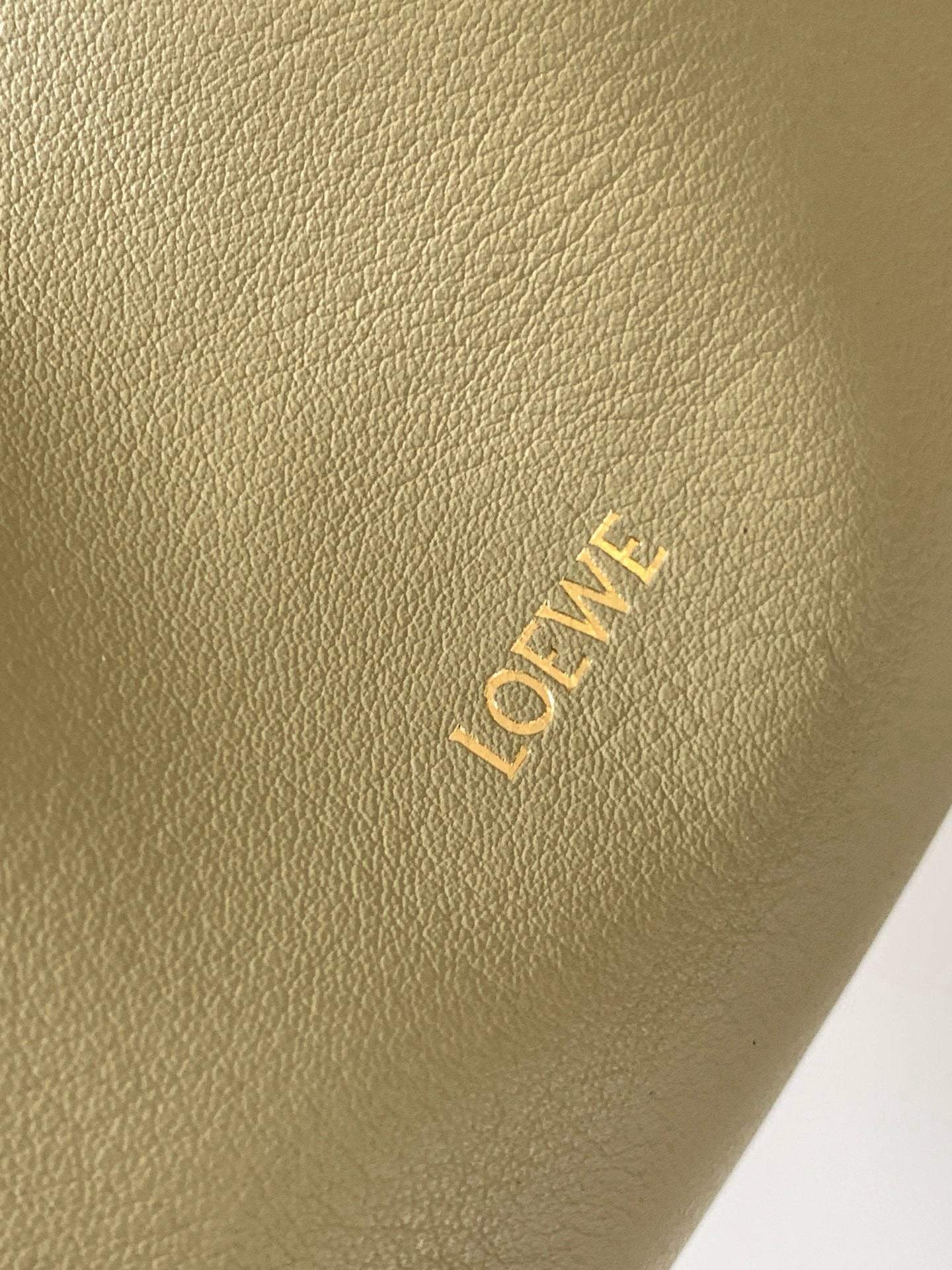 LOEWE 25S MEDIUM FLAMENCO CLUTCH BAG 23 IN DUSTY KHAKI CALFSKIN