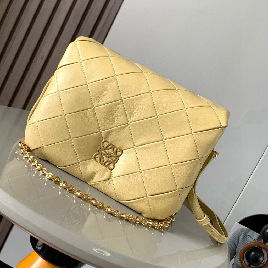 LOEWE 25S PUFFER GOYA BAG 23 IN LIGHT YELLOW NAPPA LAMBSKIN
