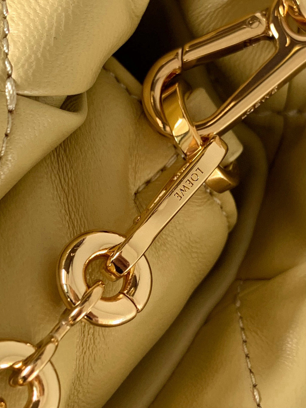 LOEWE 25S PUFFER GOYA BAG 23 IN LIGHT YELLOW NAPPA LAMBSKIN