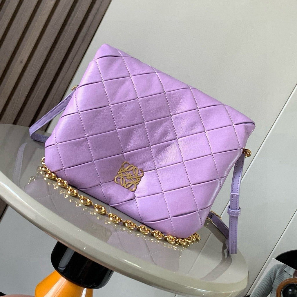 LOEWE 25S PUFFER GOYA BAG 23 IN LIGHT LAVENDER NAPPA LAMBSKIN