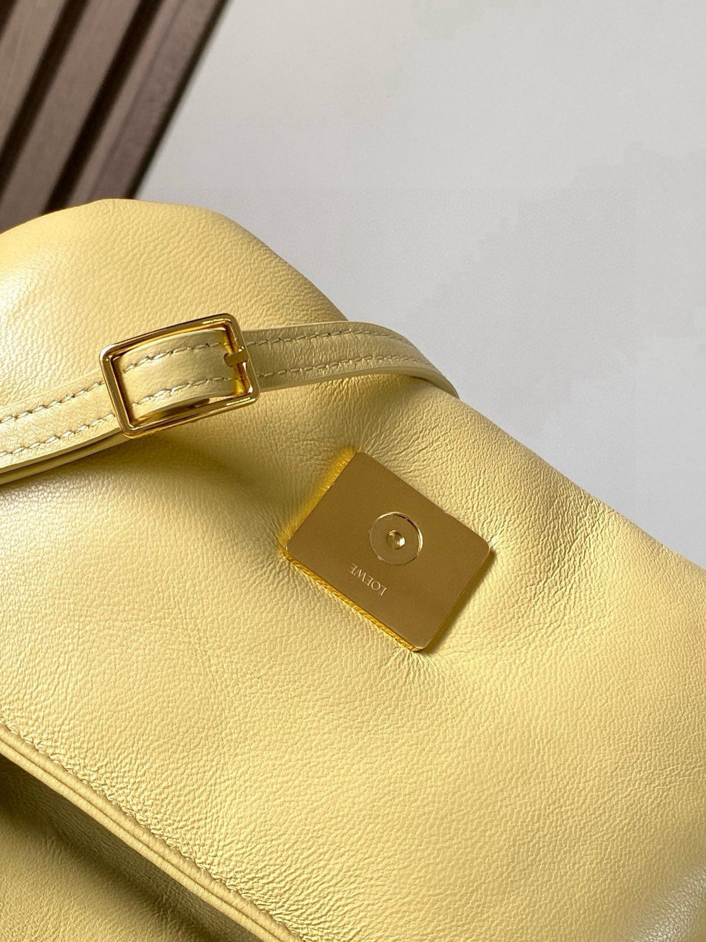LOEWE 25S PUFFER GOYA BAG 20 IN LIGHT YELLOW NAPPA LAMBSKIN