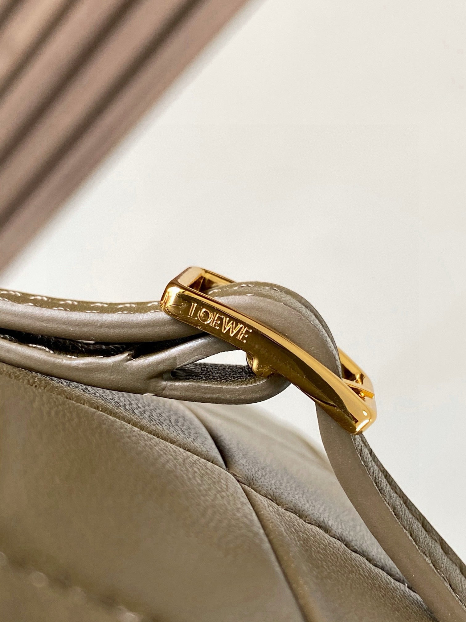 LOEWE 25S PUFFER GOYA BAG 20 IN KHAKI GREEN NAPPA LAMBSKIN