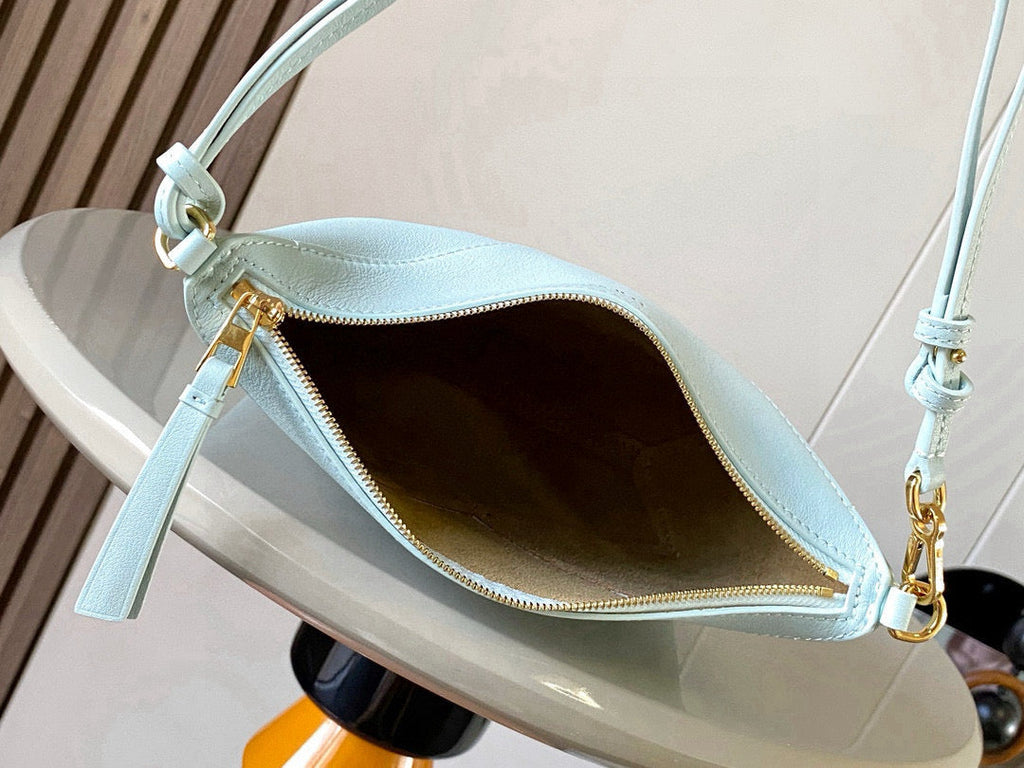 LOEWE 25S PUZZLE FOLD BAG 23 IN PALE BLUE CALFSKIN