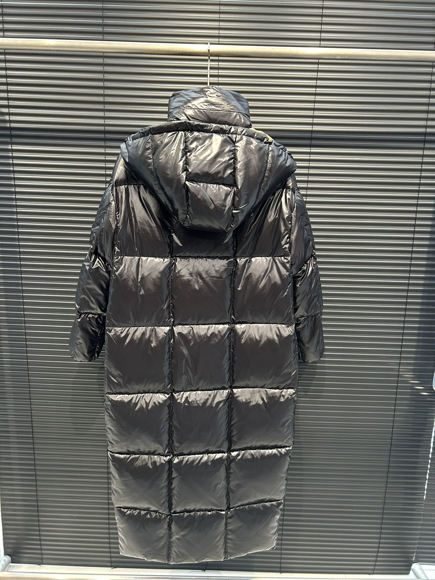 MONCLER LONG PUFFER COAT STYLE 305