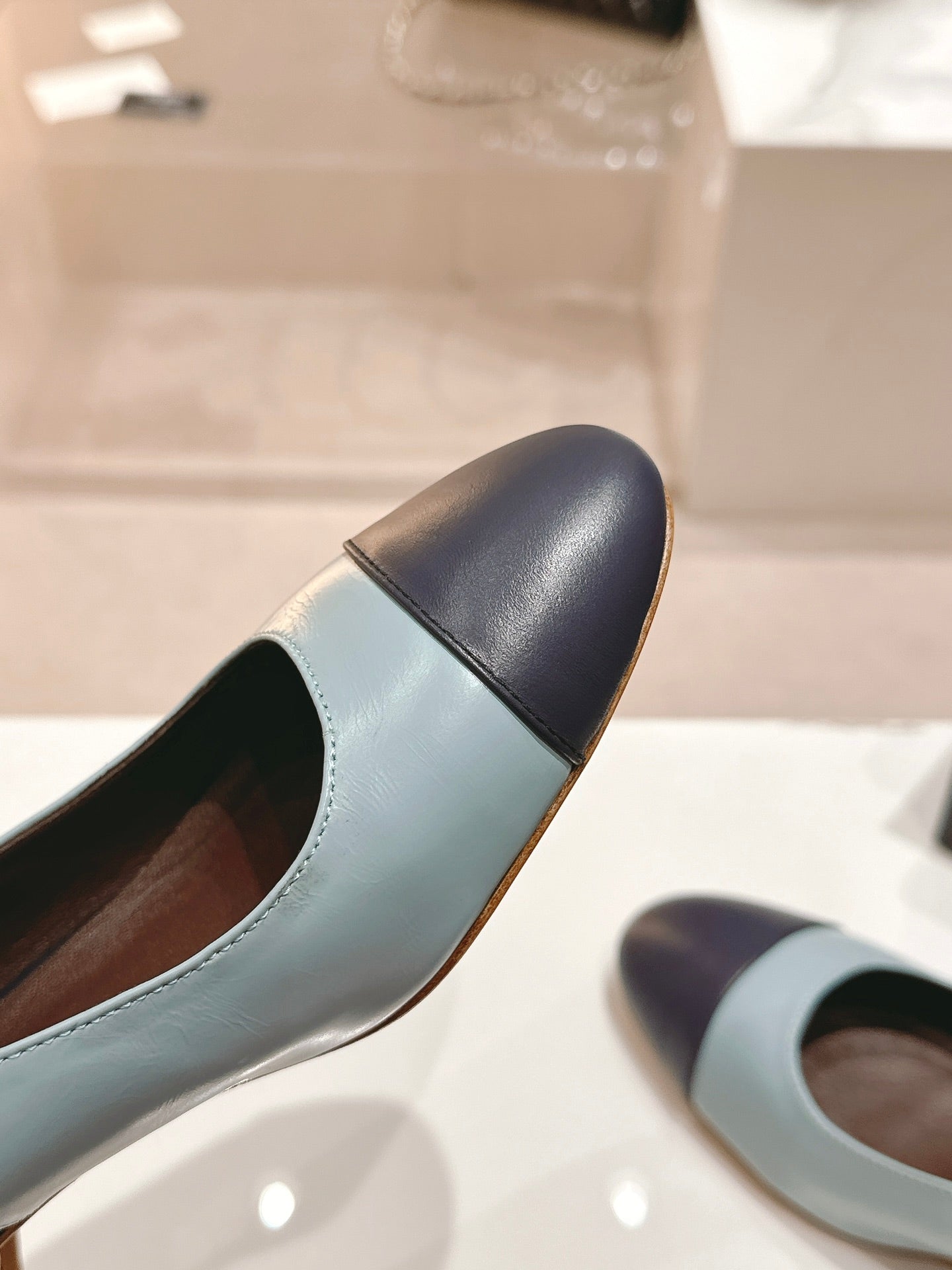 SLINGBACKS LIGHT BLUE MIX BLACK SHEEPSKIN