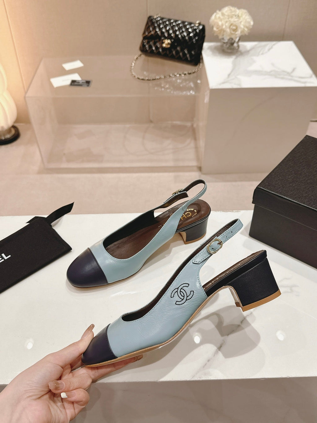 SLINGBACKS LIGHT BLUE MIX BLACK SHEEPSKIN