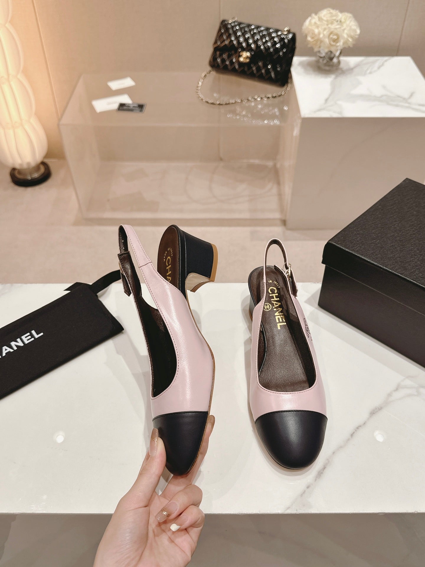 SLINGBACKS LIGHT PINK MIX BLACK SHEEPSKIN