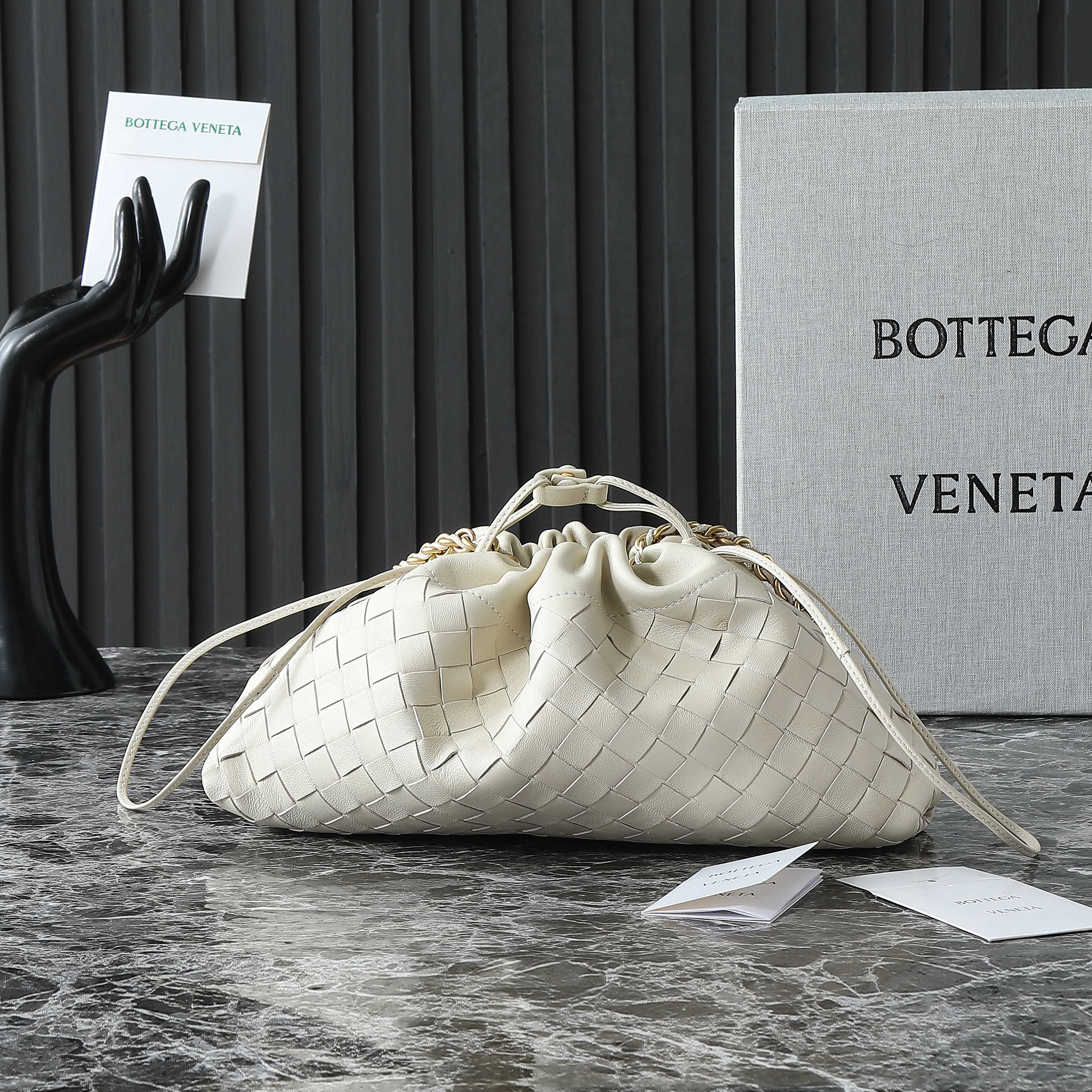 BOTTEGA VENETA 25S DUSTBAG NOTTE 33 IN IVORY CALFSKIN GOLD HARDWARE