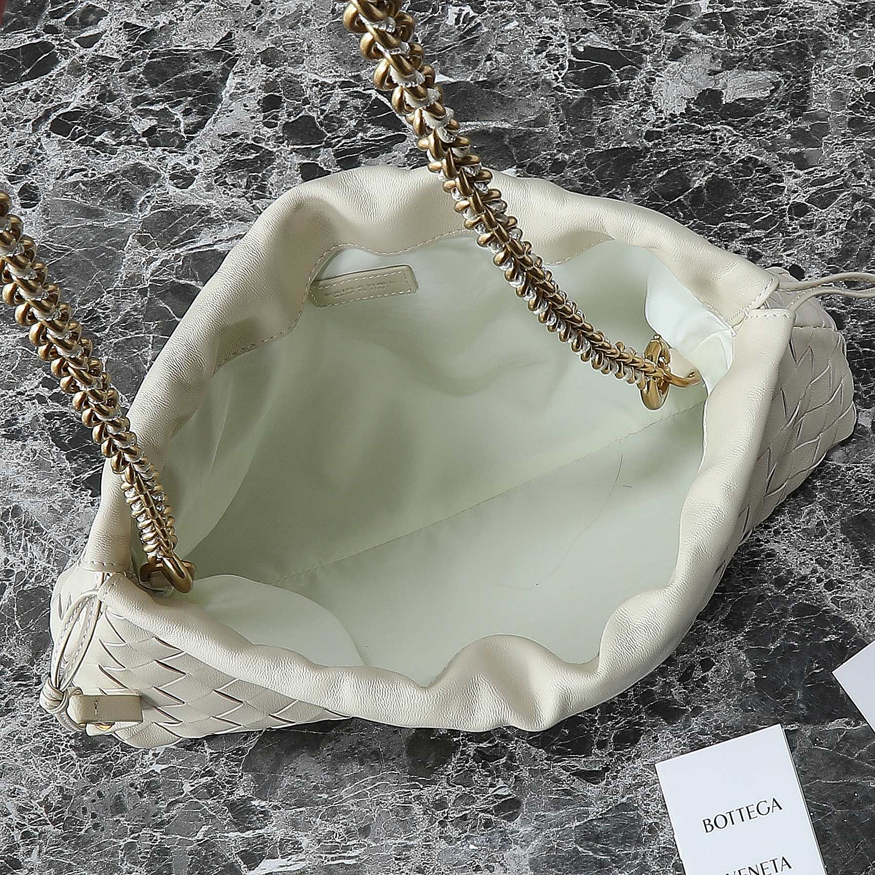 BOTTEGA VENETA 25S DUSTBAG NOTTE 33 IN IVORY CALFSKIN GOLD HARDWARE