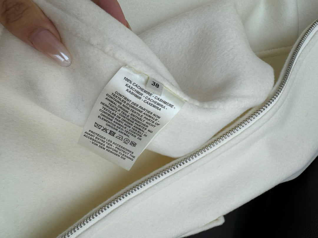 HERMES 25S SHORT CASHMERE COAT 281